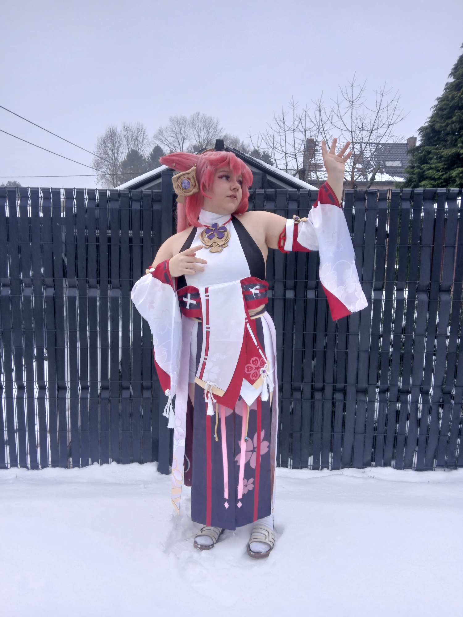 Yae miko in snow — photo 7