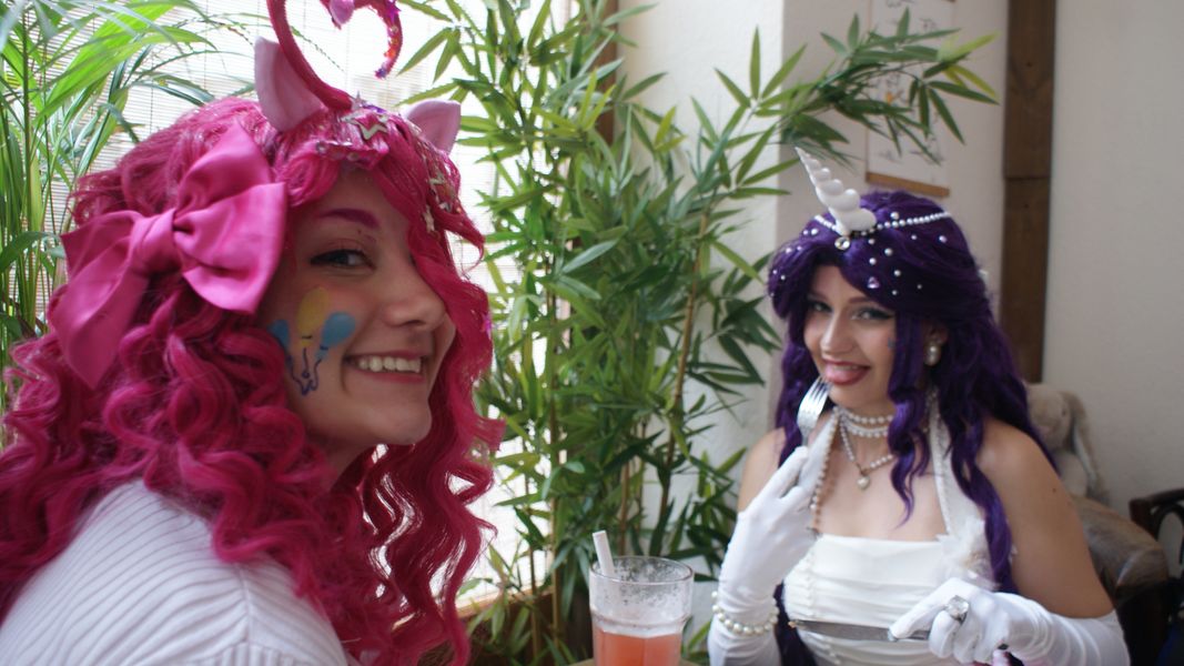 Noxyturne, Pinkie Pie - Rarity