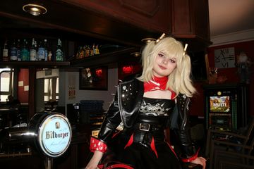 Burnice Bar shoot preview 2