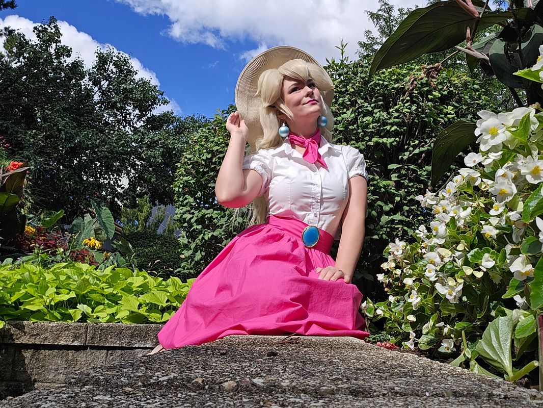 Angel_&_nicole – Vacation Peach