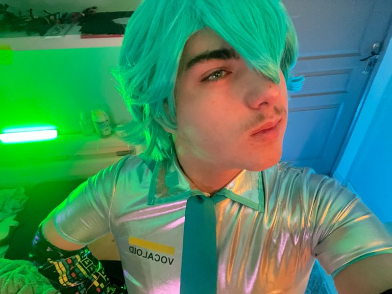 Overcos – Hatsune mikuo