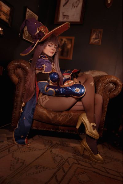 Birdy_cosplay - Mona