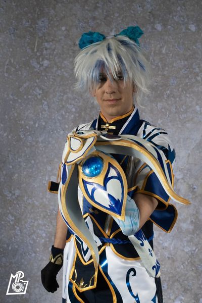 Kamui_shiro - Ezreal porcelain arm