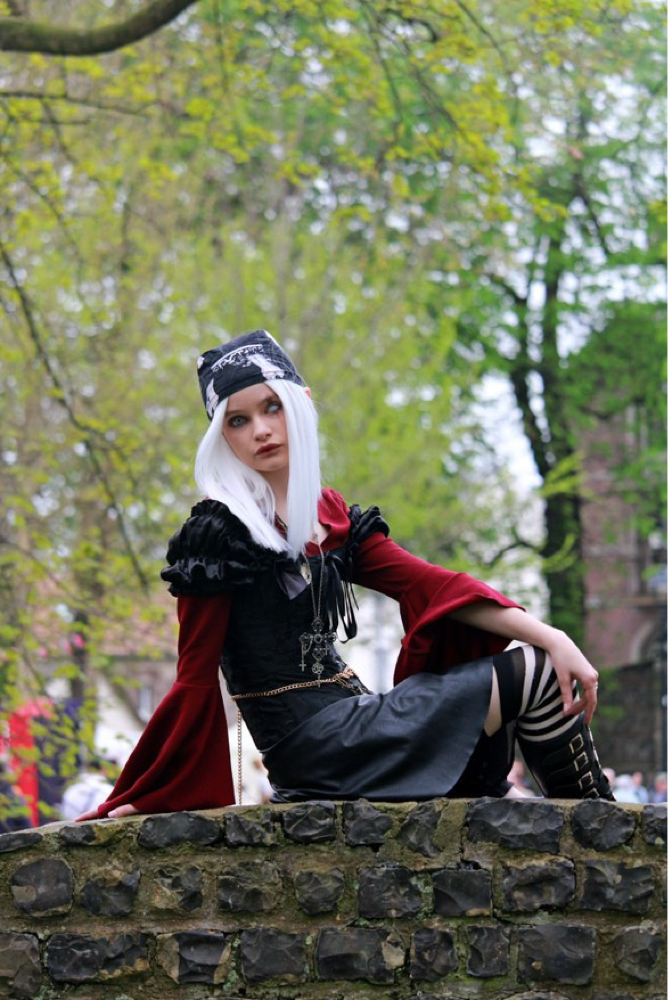 Keiko(vrs médiéval) - Photo 6