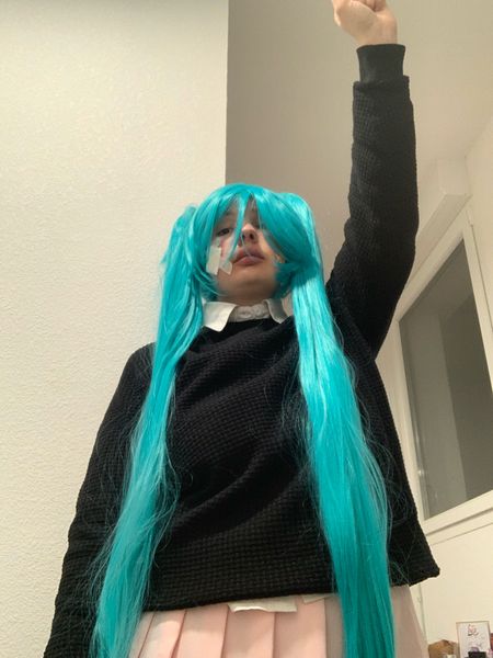 Sawcha - Shooting Miku