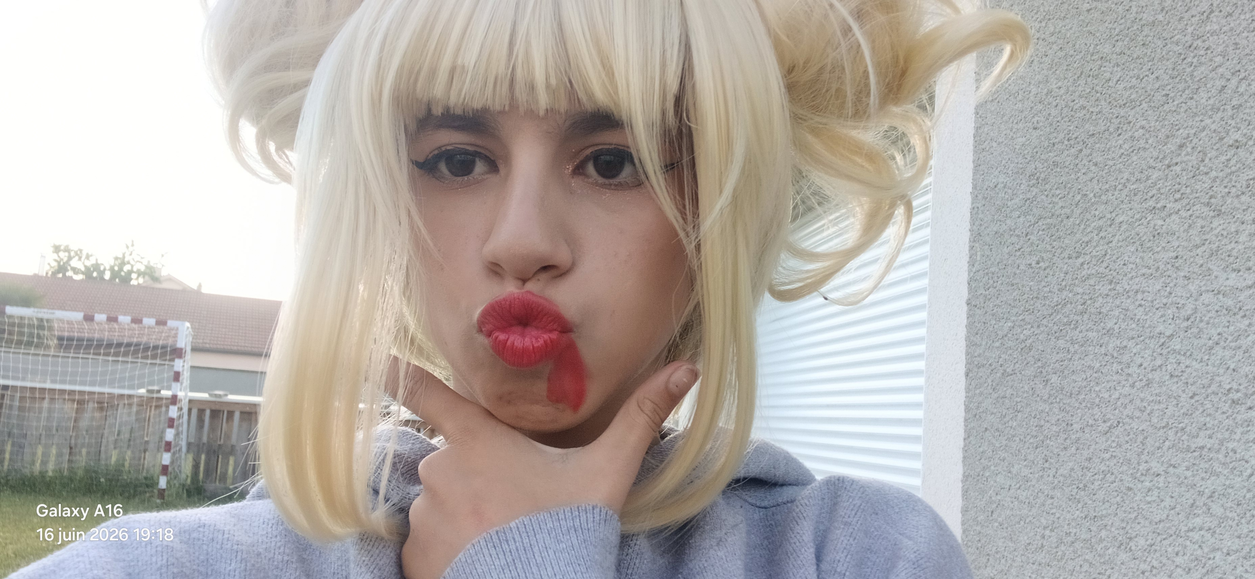 Toga, photo 9