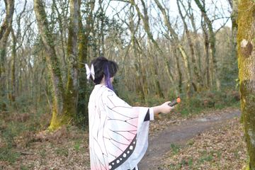 Shinobu en forêt preview 2