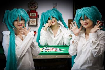 Miku, Uno preview 3