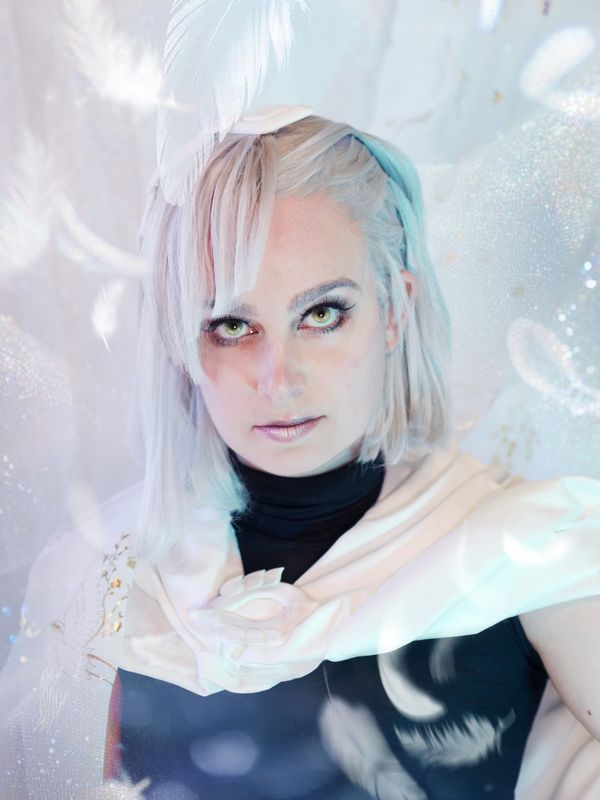 Nunki – Portrait Eshmel test