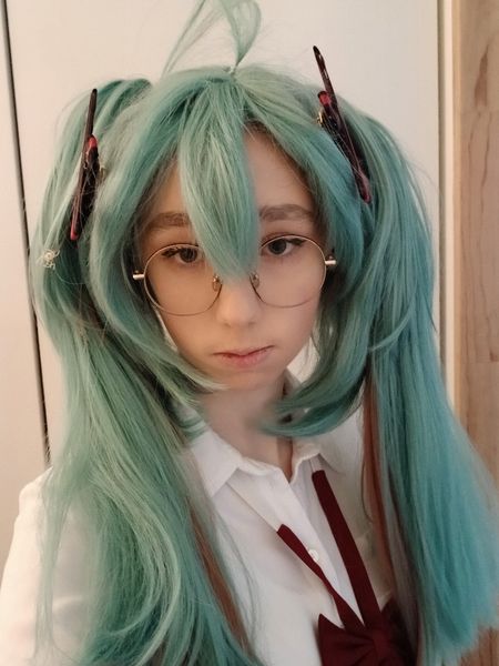 Rageuse_en_cosplay - Rotten Girl Miku
