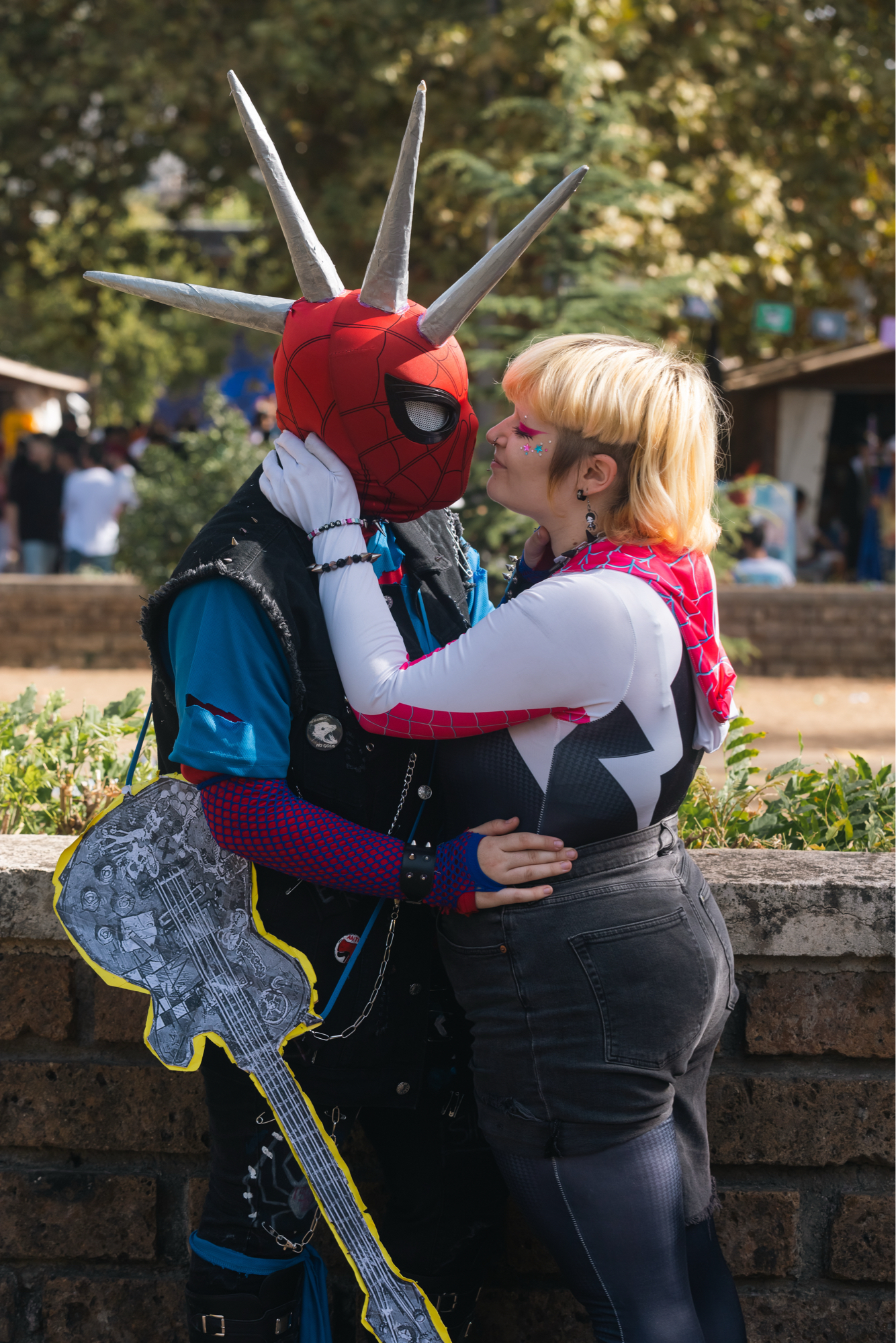 Spiderpunk & Gwen - Photo 4