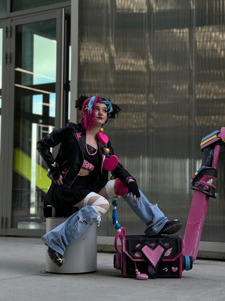 Tsuki_kage_ - lovestruck Jinx 