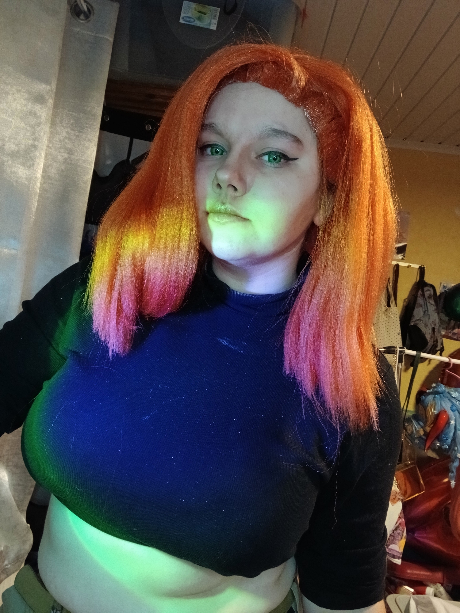 Kim at home - Photo 28