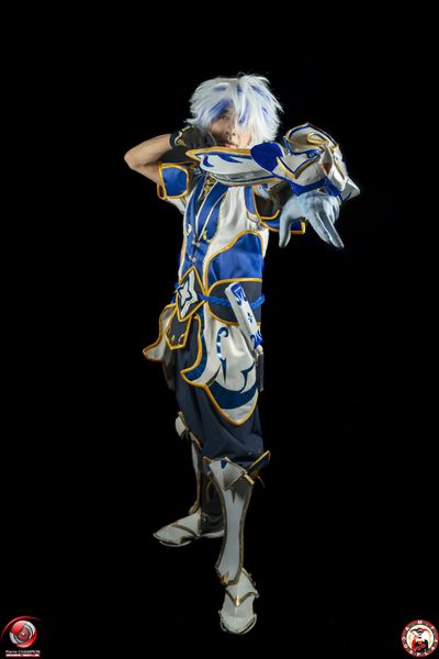 Kamui_shiro - Ezreal porcelain arm
