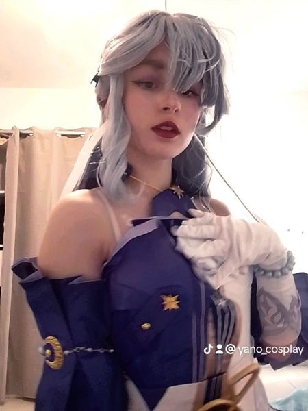 Yano_cosplay - Robin