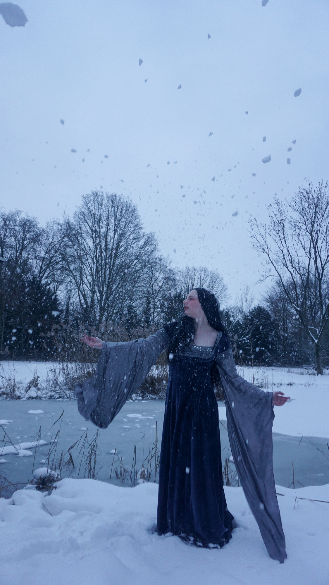 Arwen in Snow — photo 6