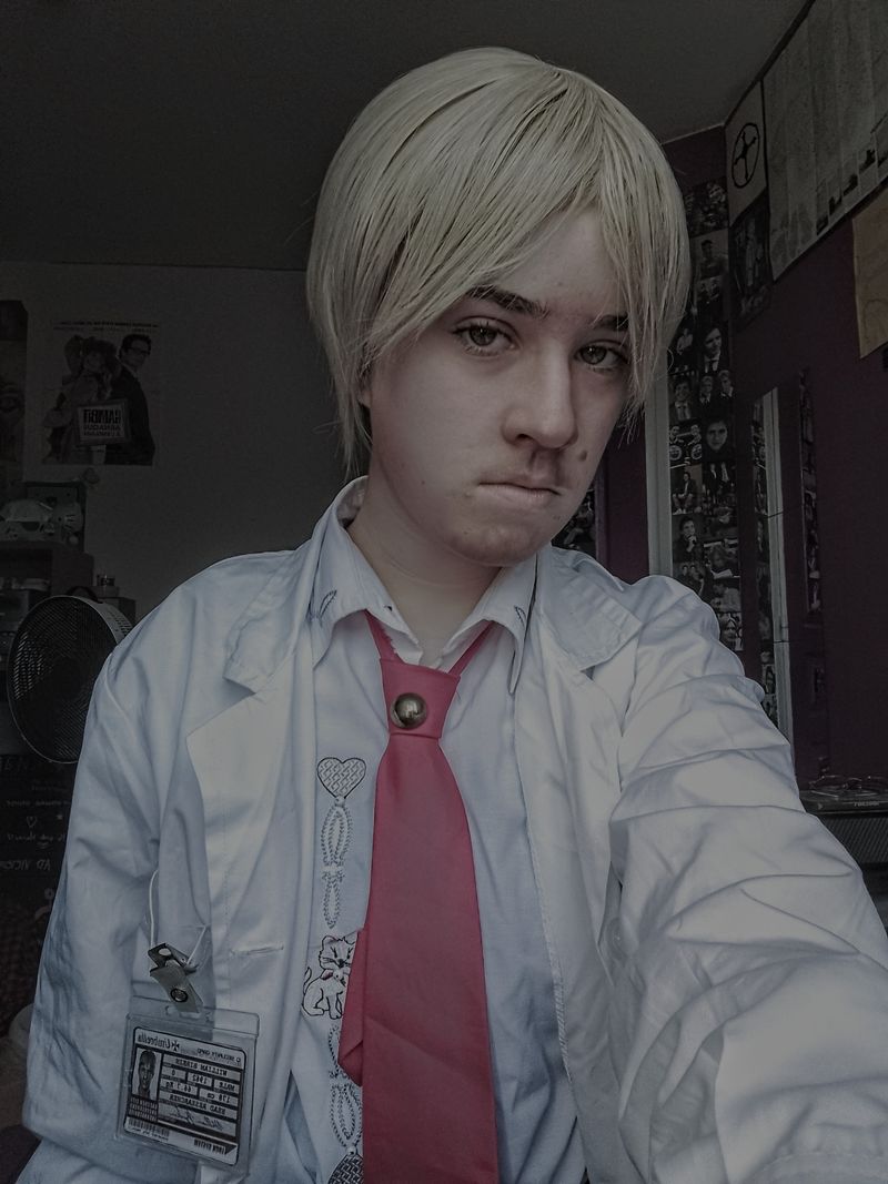 Phoenix._.cosplay – William Birkin 