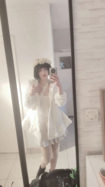 Hazel_5, Sua