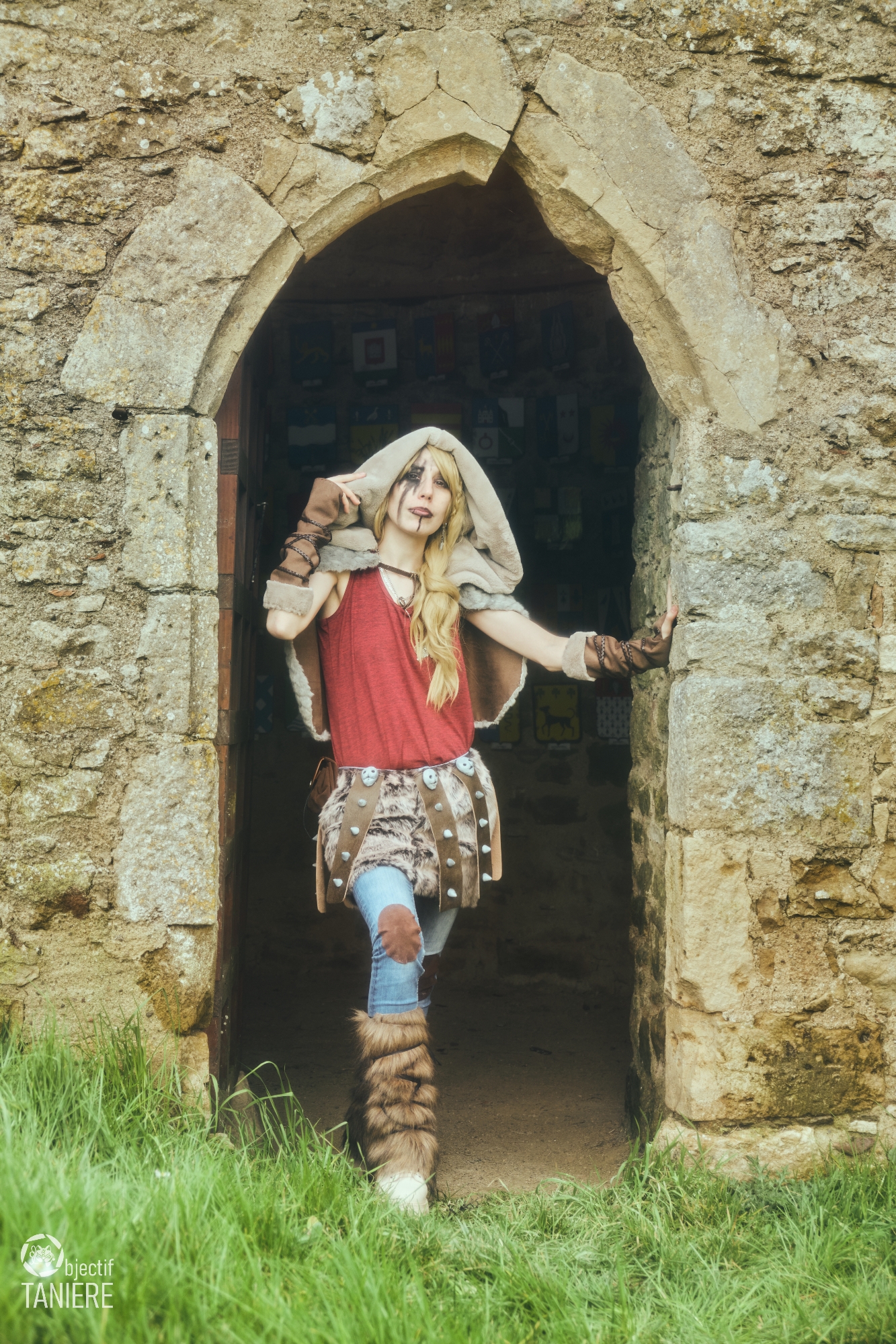 Astrid Hofferson - Photo 2