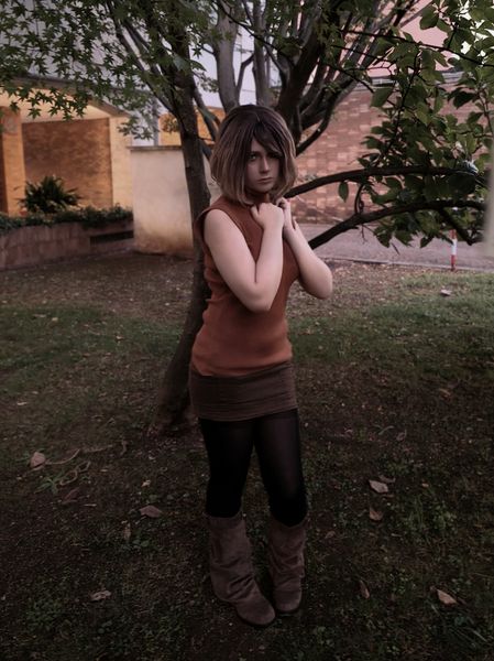 Kate, Ashley RE4R