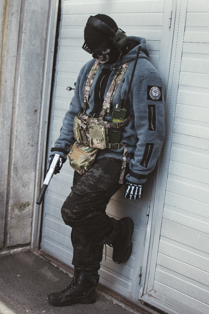 BGF GHOST 2009 - Photo 2