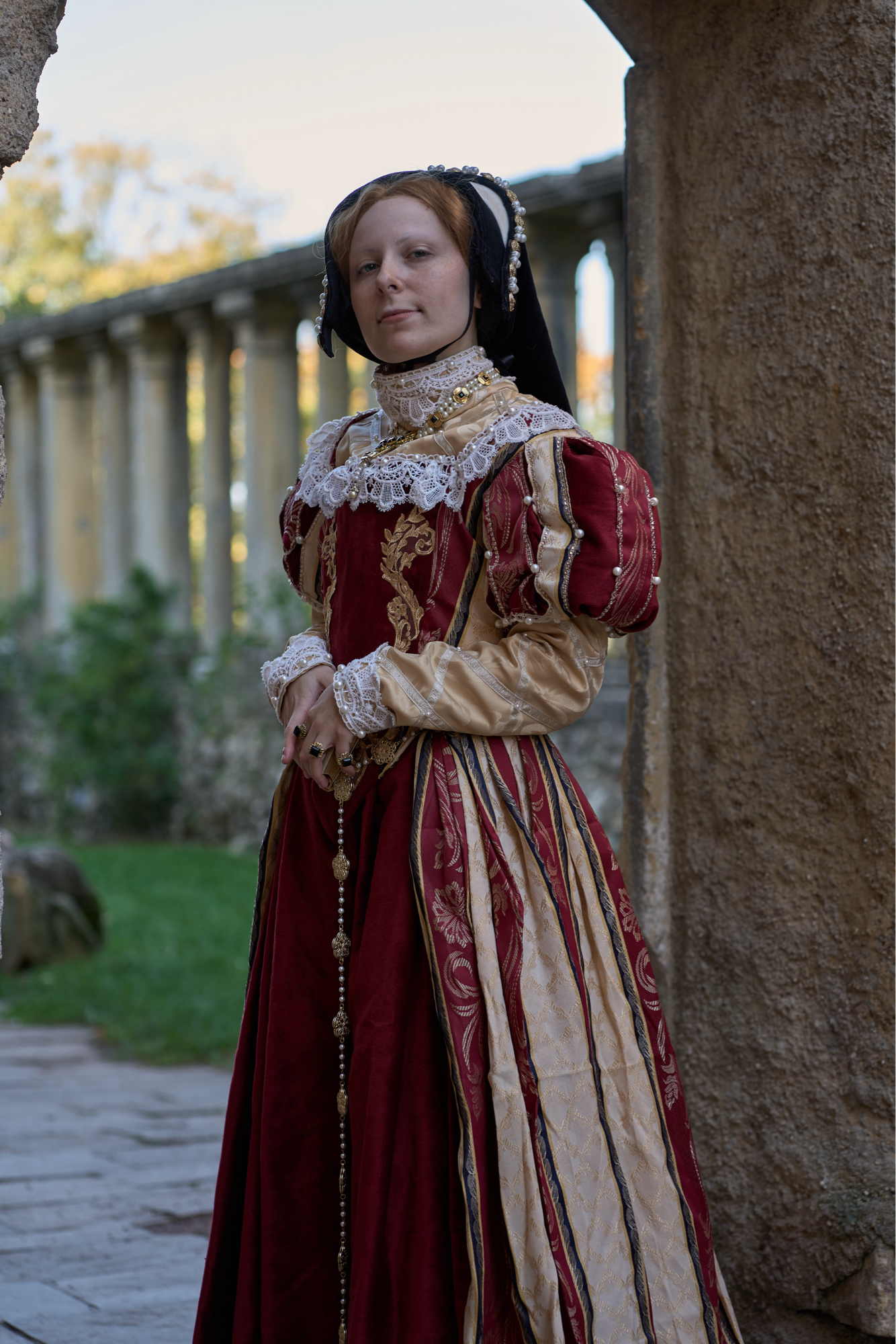 Mary I of England Cosplay - Photo 1