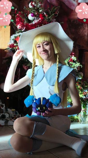 Tsutsuu - Lillie (Noël P1)