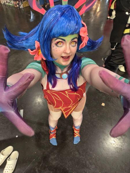 Hebi_scarlet - Neeko