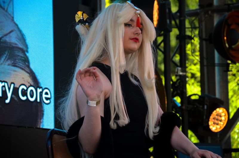 Emilie_cos – Ningguang scène 