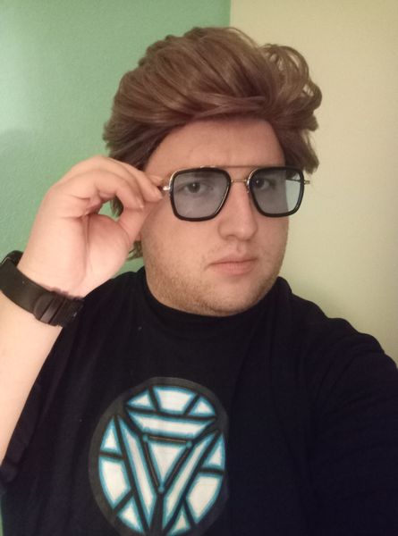 Bigbro - Tony Stark 