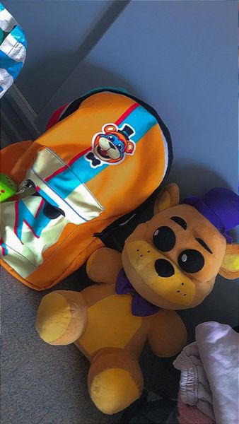 Cosplay._.star - Golden Freddy 