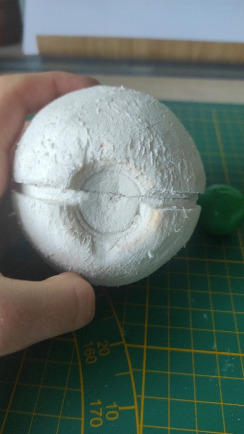 Atlas_cos• – Pokéball