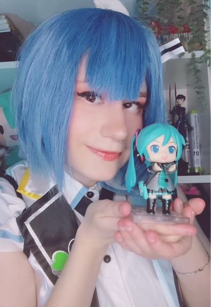 Vevev - Haruka Kiritani