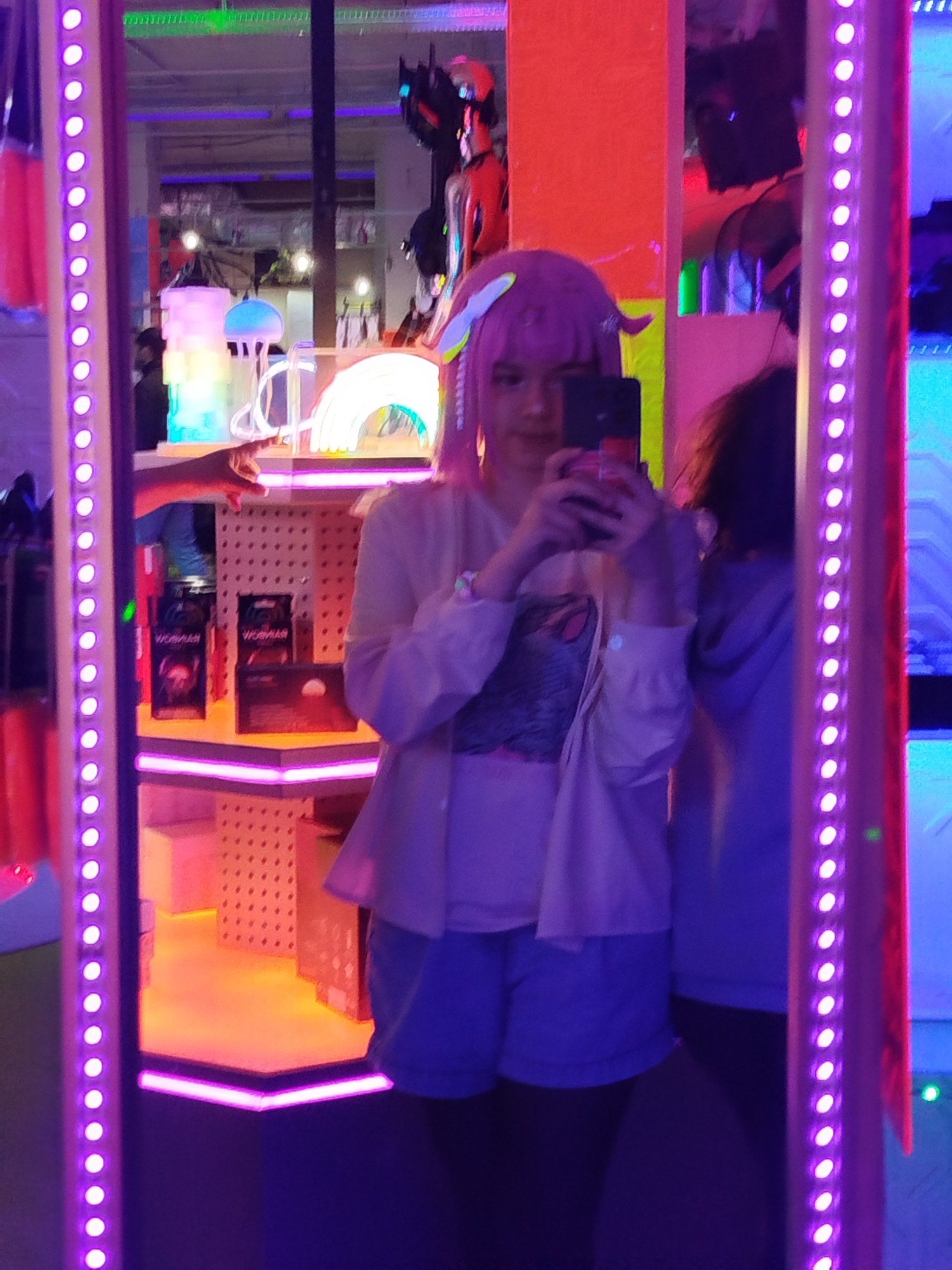 Emu 🩷🎉 — photo 30