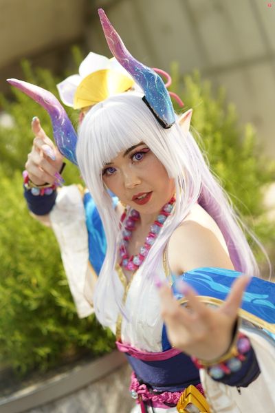Tsuna - Syndra Spirit Blosso