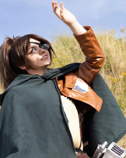 Cursed_cos - Hange Zoe