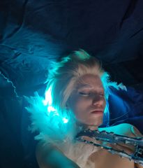 Knives angel preview 2