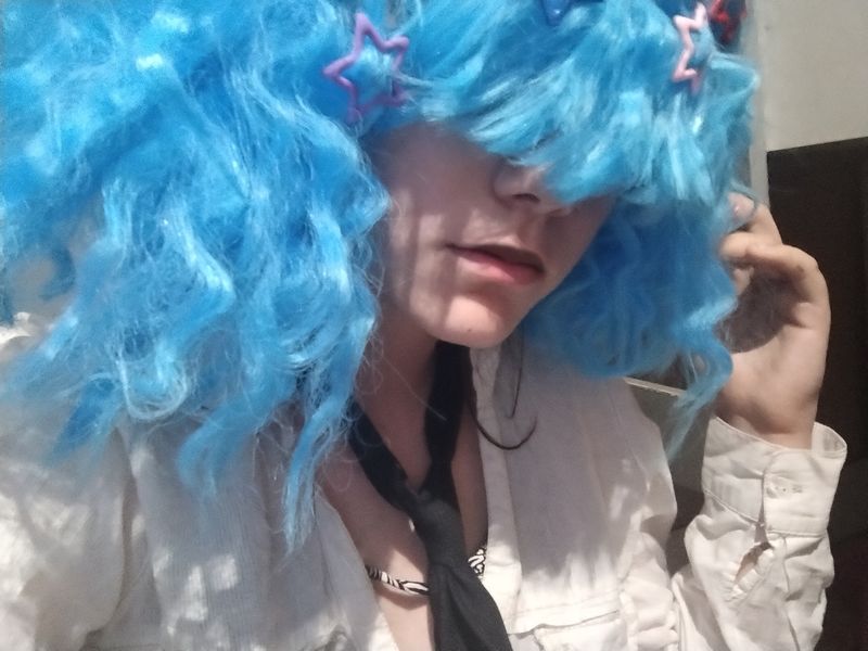 ★lisana★ - 💙Sally face💙