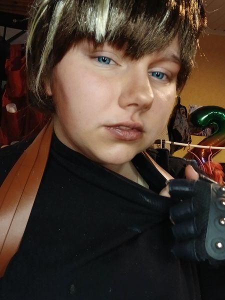 _fluffy_kiddo_ - Leon at home