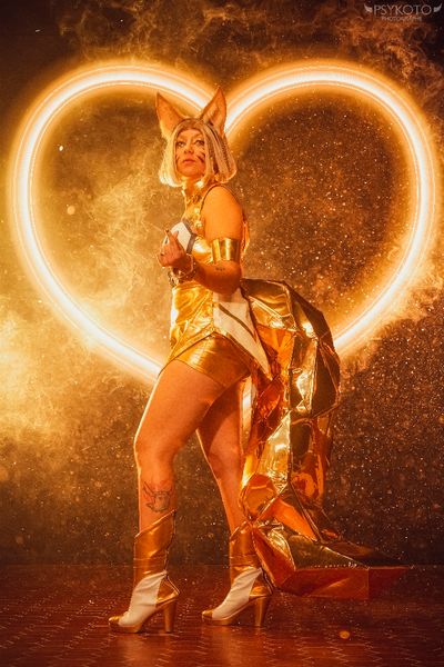 Tenembra_ - Ahri kDa prestige 