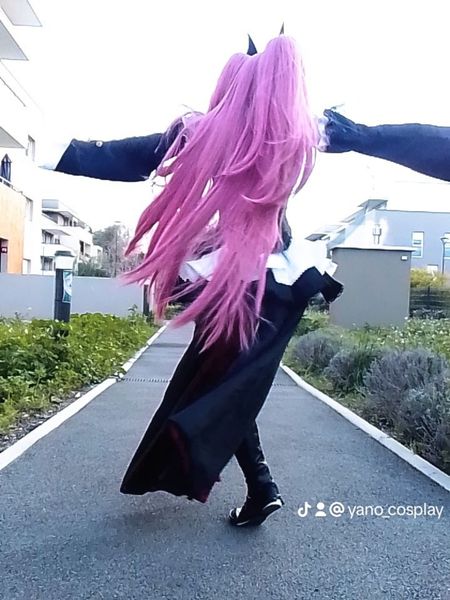Yano_cosplay - Krul tepes 