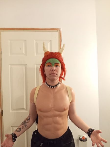 Guslecosplayer2_0.1 - Shooting Bowser