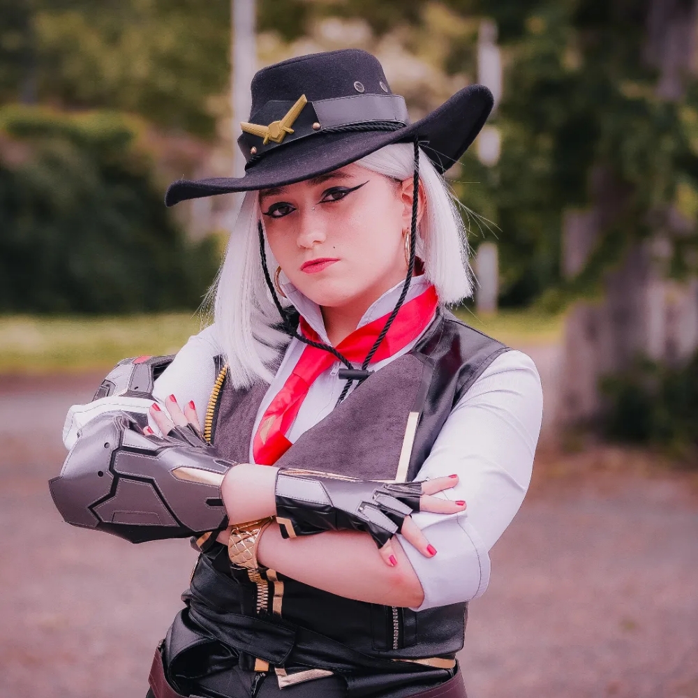 Elizabeth Ashe — OW - Photo 3