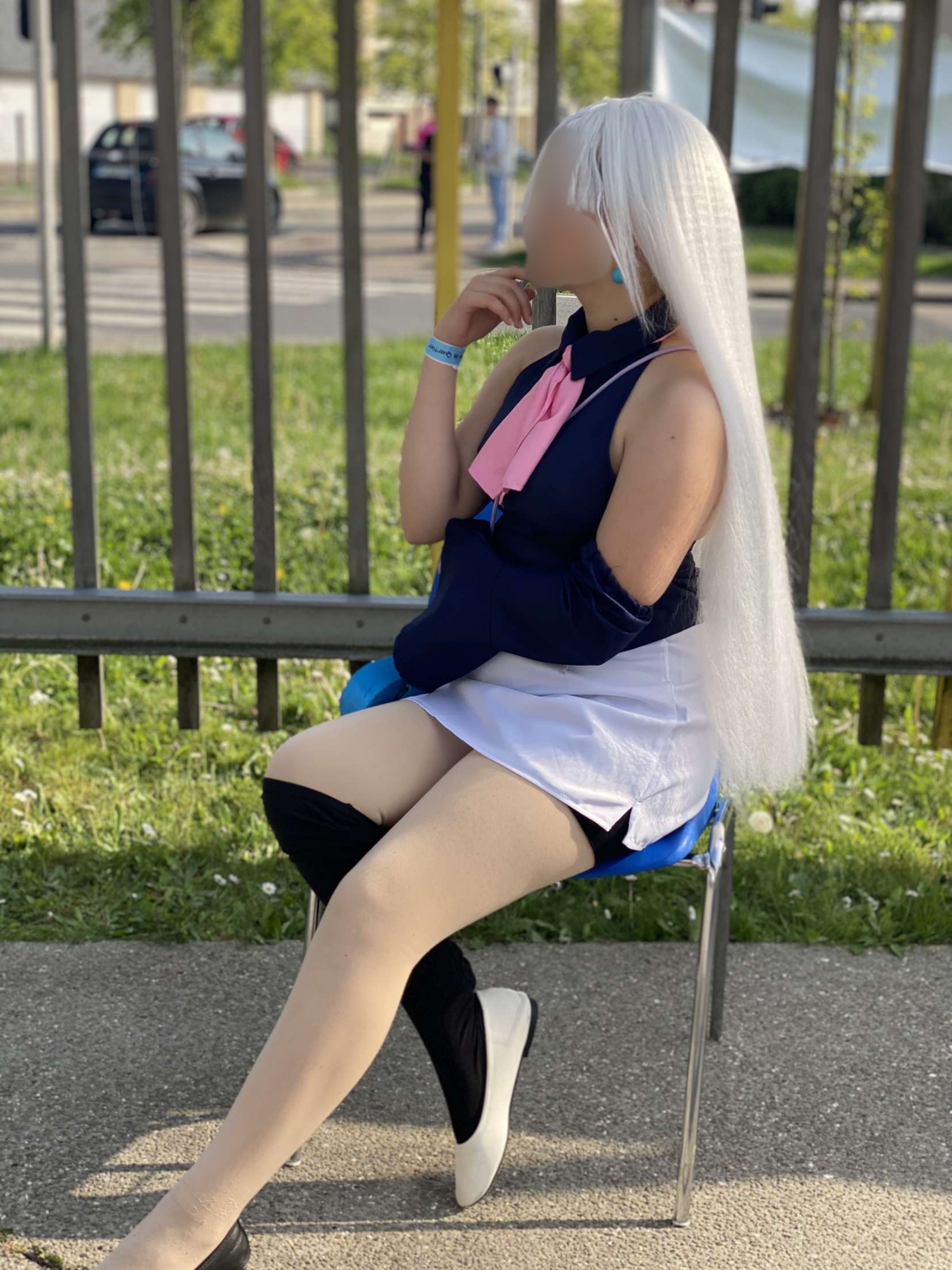 Elizabeth Liones  - Photo 7