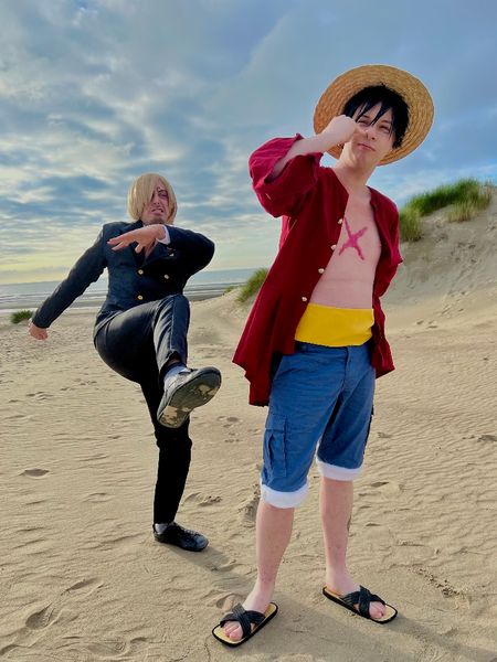 Valou_cosplay - Luffy à la plage