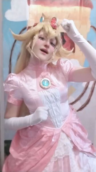 Une_fan_de_fnaf02 - Princesse Peach