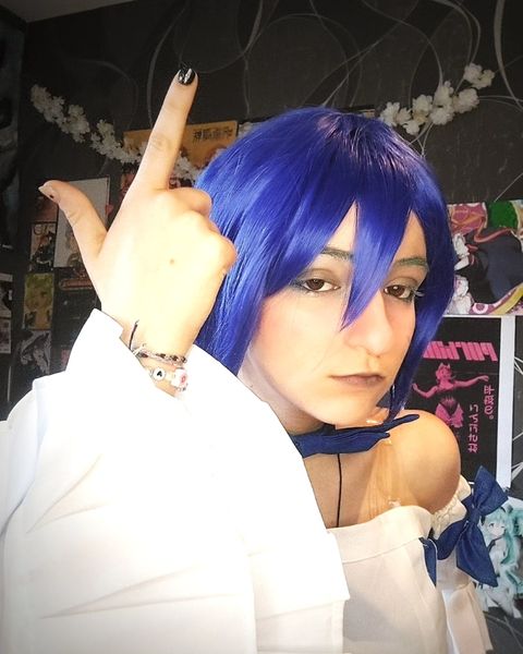 Somebody - Juvia Lockser 