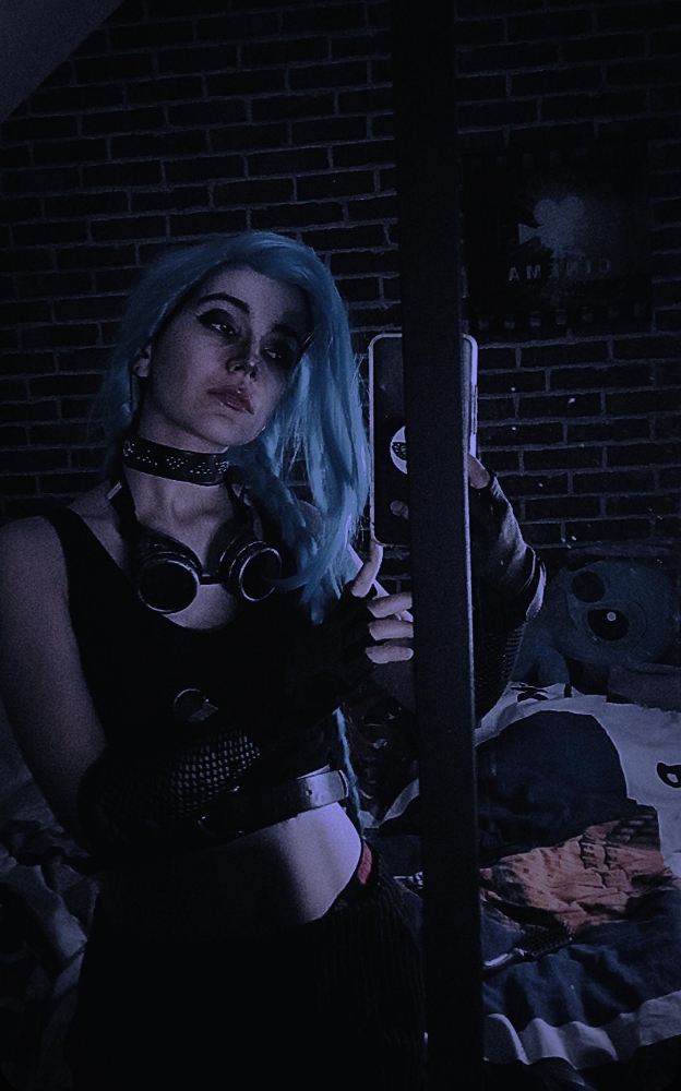 Jinx ( home shooting) - Photo 1