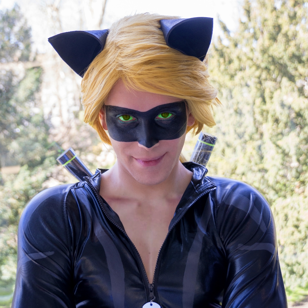 Miraculous Future 01