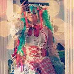 Miku strawberry preview 2